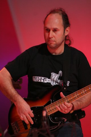 Вадим Правилов (бас-гитара). Тонг-джаз фестиваль, Якутск