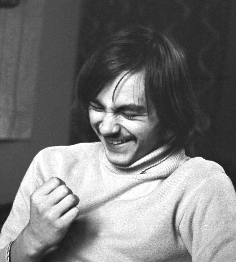 Беклемишев, Владимир Александрович
(1963-2022), также известный как Вольдемар и В.А., участник группы ДК